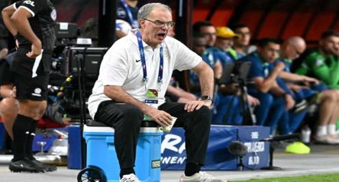 مدرب أوروجواي: تواجدنا بالمركز الثالث يسمح لنا بالتفاؤل.. وسواريز لاعب من الطراز الأول